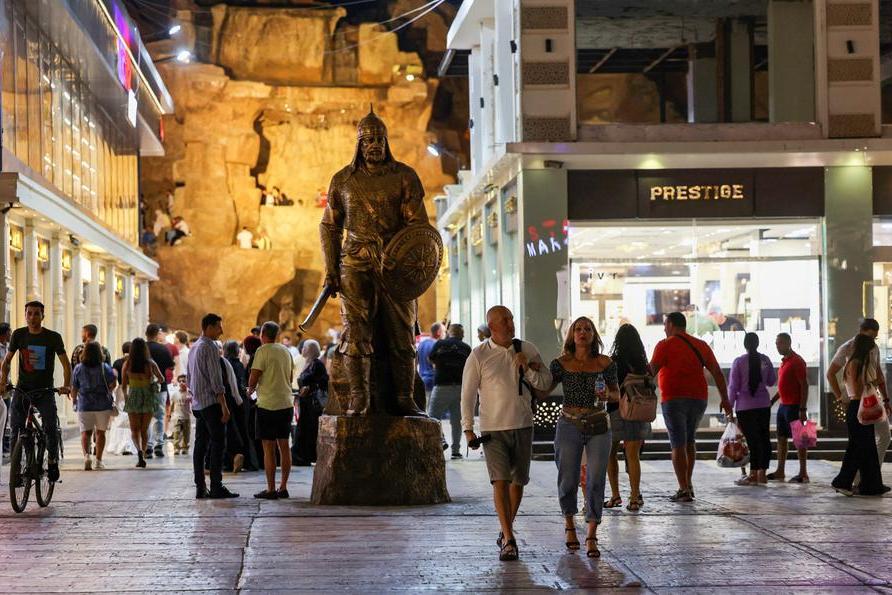 Egypt's PMI falls to 49.8 in January as demand conditions ease