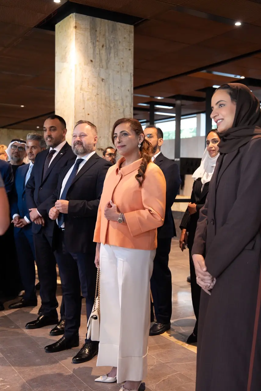 بدور القاسمي تفتتح النسخة البولندية من معرض \"الخراريف برؤية جديدة\" بمشاركة فنانين إماراتيين وبولنديين