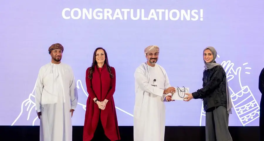 تمكيناً لنساء الجيل القادم: صحار الدولي يحتفل بخريجات برنامج \"سدرة\"