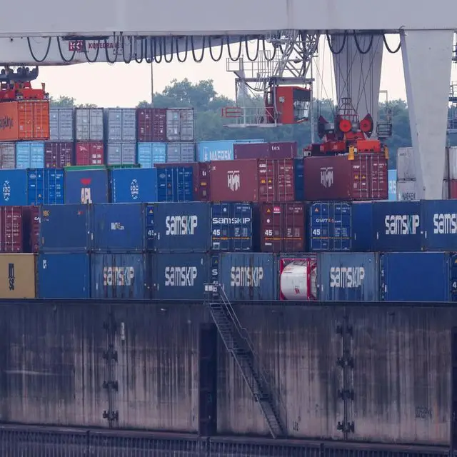 Trump tariffs threaten US economy as much as European one, says German finmin