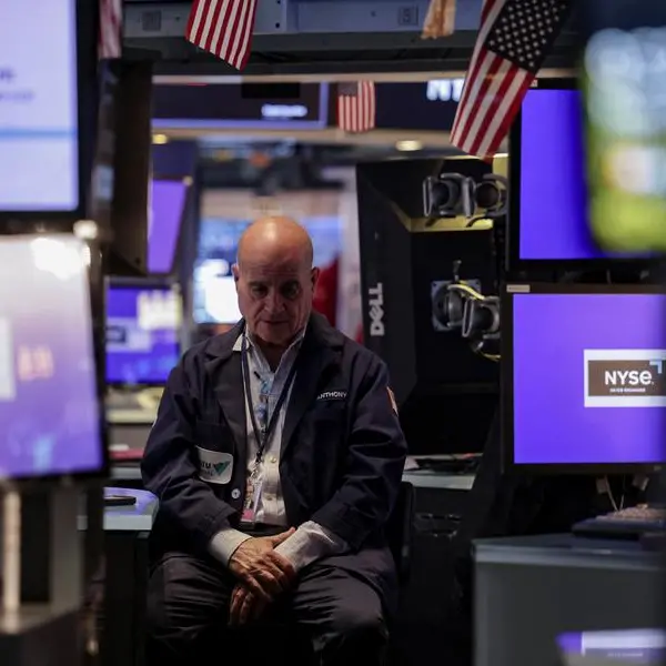 Market slide frays investors' nerves with AI trade, rate-cut doubts