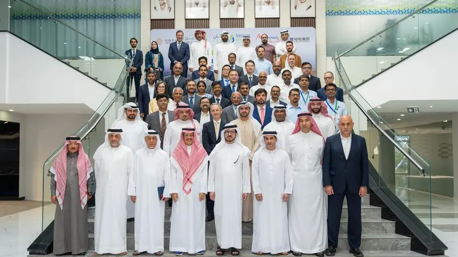 HE Saeed Al Tayer inspects progress on the first phase of the desalination plant project in Hassyan complex