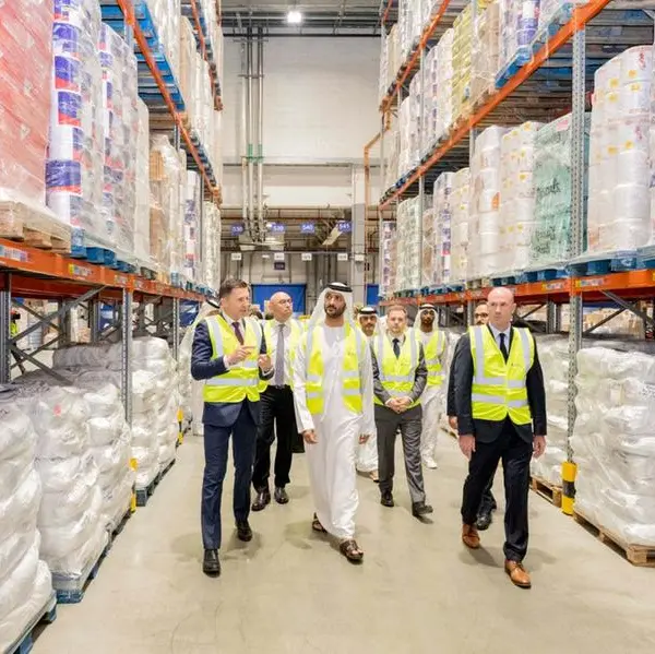 Minister of Economy and Tourism inspects food supply, procurement operations at Carrefour distribution centre