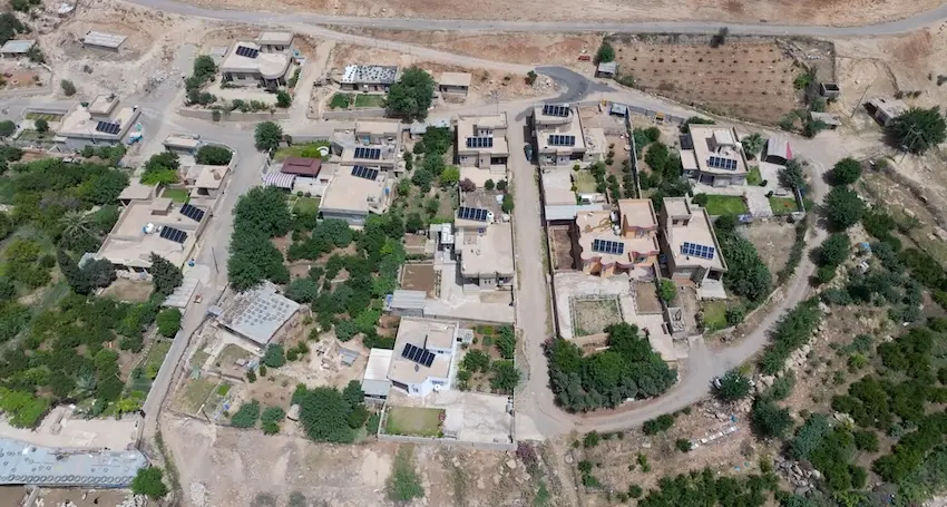 Iraq launches first fully solar-powered village in bid to tackle climate crisis