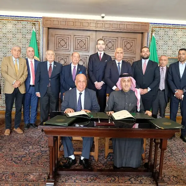 الاتحاد الدولي للسيارات وجامعة الدول العربية يعززان التعاون في مجال التنقل عبر الحدود والتكامل الإقليمي