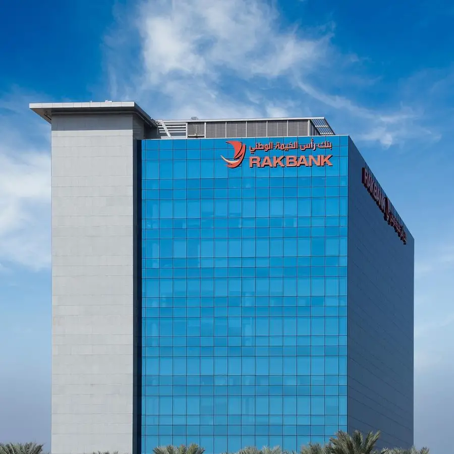 أعلن راك بنك (RAKBANK) عن إتمام أول إصدار ناجح لسندات رأس المال الإضافي من الفئة الأولى (AT1)، بقيمة 300 مليون دولار أمريكي