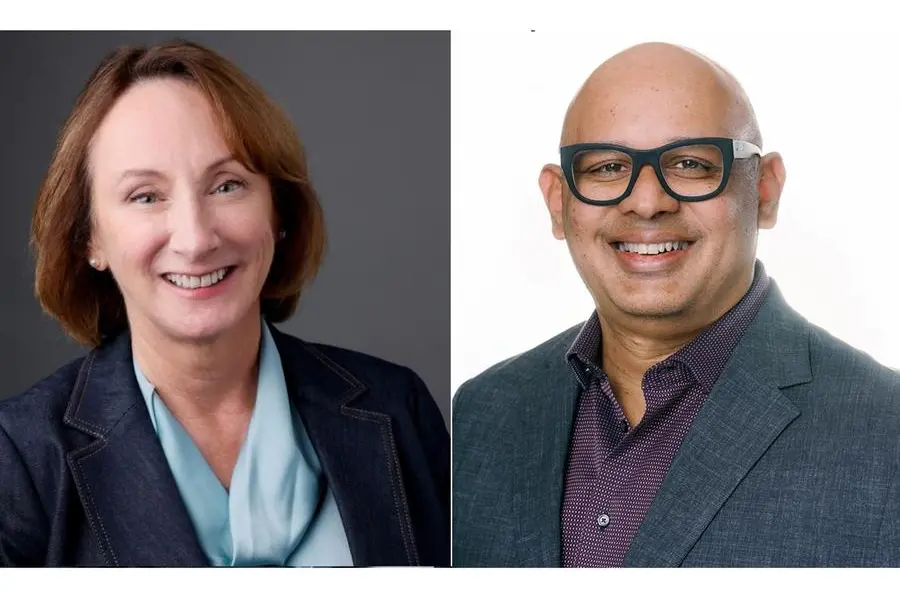Fidelma Russo, executive vice president of hybrid cloud and CTO of HPE, and Anand Eswaran, CEO of Veeam. Image Courtesy: Veeam