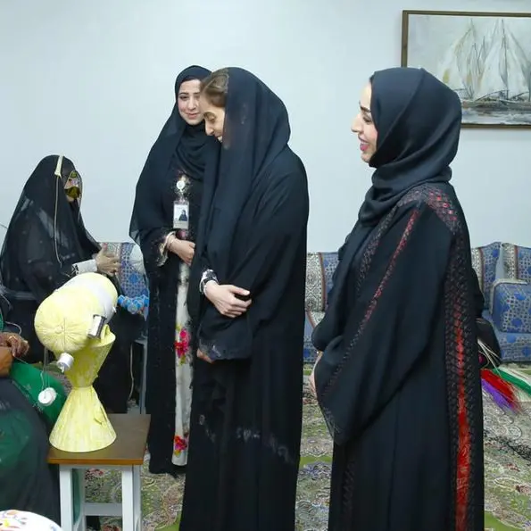 Sheikha Moza bint Khalifa bin Mohammed Al Nahyan visits FDF Centre in Abu Dhabi