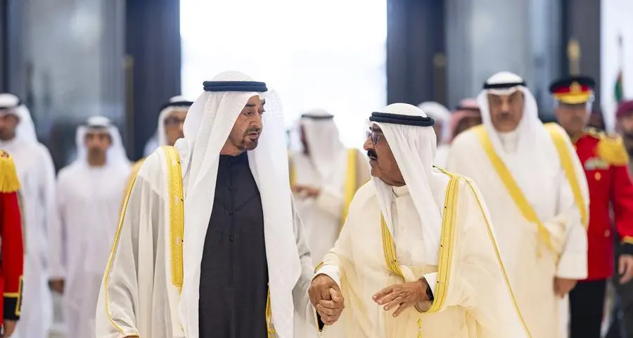 UAE President, Emir of Kuwait discuss fraternal ties, regional developments