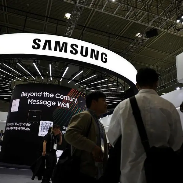 Samsung Electronics shares hit 4-year lows on Trump risks, AI chips