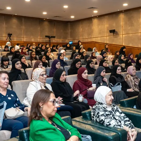 \"نماء\" تختتم سلسلة حوارات 2025 بحضور 336 امرأة