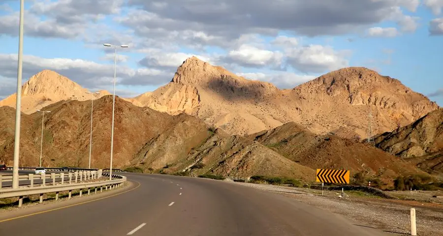 Oman Budget: Seven main roads due for completion, Muscat Expressway expansion