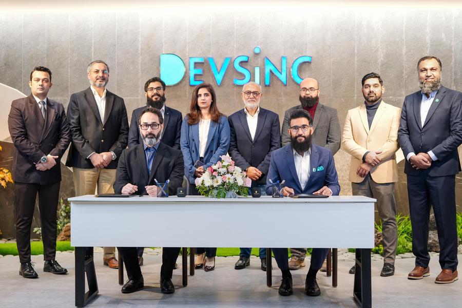 Devsinc Expands into UAE by Acquiring Alchemative Group