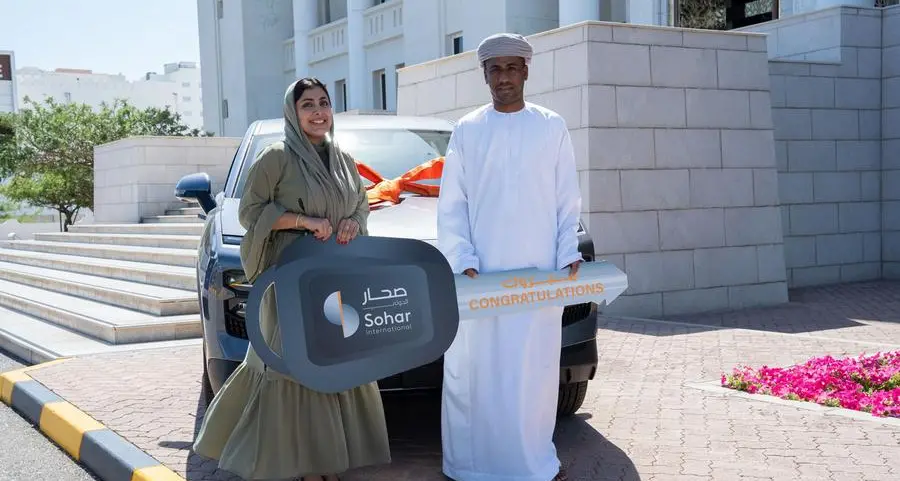 صحار الدولي يمنح الفائز الجائزة الكبرى ضمن مسابقته الرمضانية