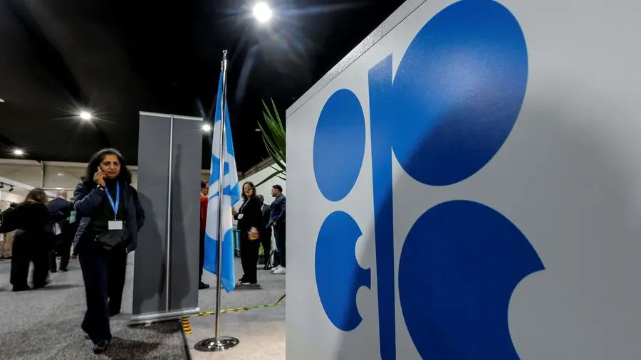 Russia's Putin, Iraqi PM discuss OPEC+ coordination on oil price stability