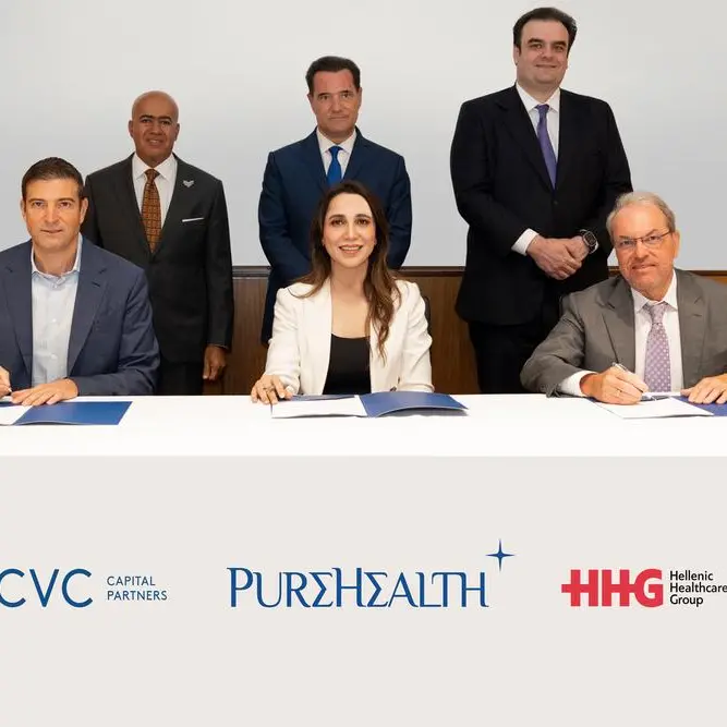 بيورهيلث تستكمل صفقة استحواذ بقيمة 800 مليون يورو على مجموعة هيلينك للرعاية الصحية، معززةً منصتها العالمية