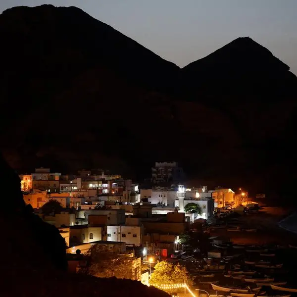 Oman and Russia deepen economic, investment ties