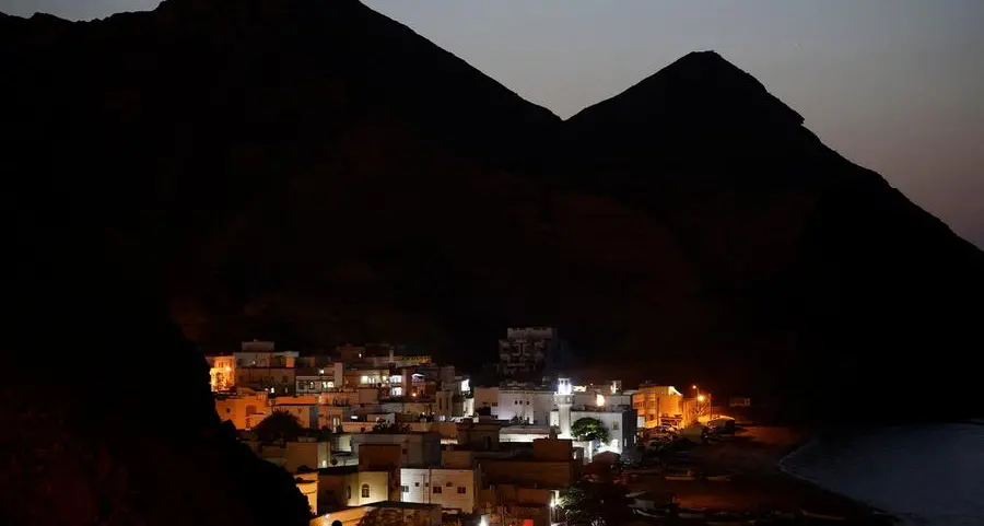 Oman and Russia deepen economic, investment ties
