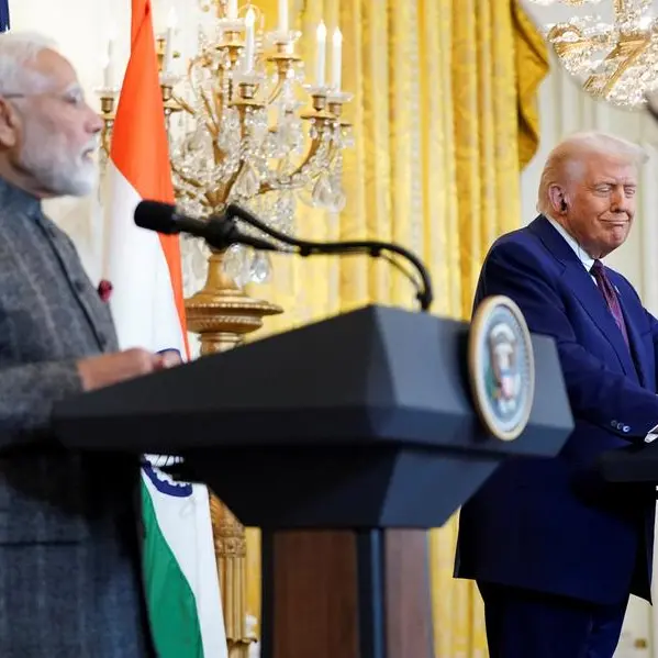 US, India push for trade pact