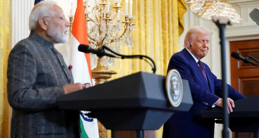 US, India push for trade pact