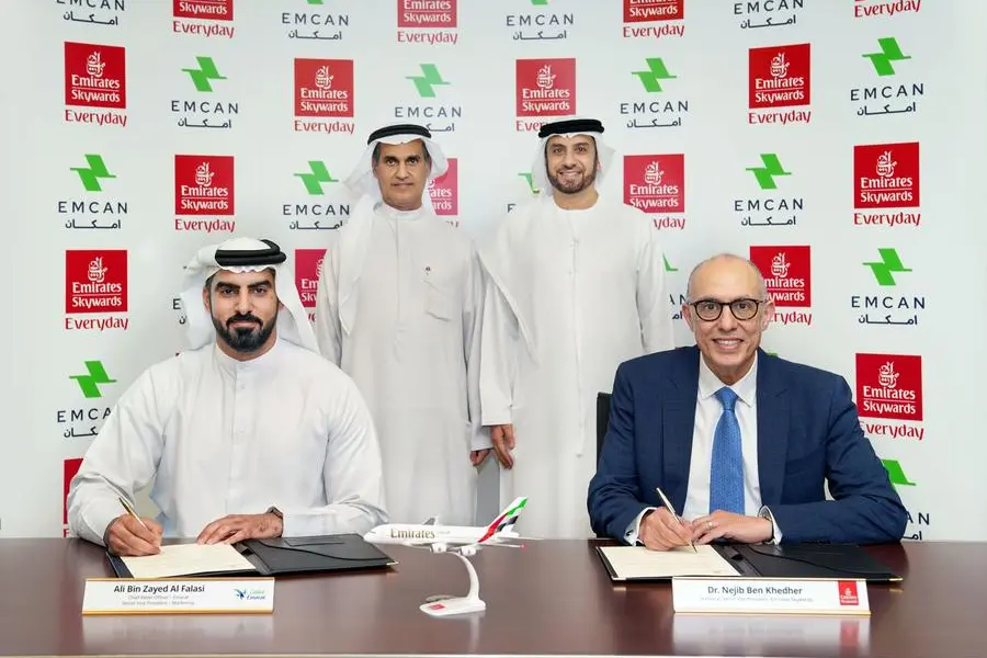 Skywards Everyday has partnered with EmCan, the loyalty program of Emarat that rewards customers with EmCoins for every purchase of products and services across all Emarat stations. Image Courtesy: Skywards Everyday