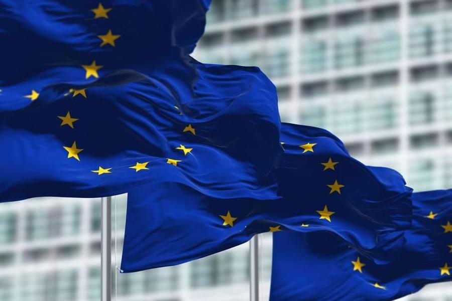 Europe faces jet fuel shortage as Middle East supplies halt