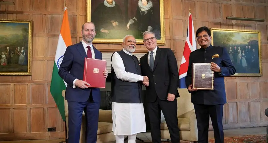 Britain and India sign free trade pact during Modi visit