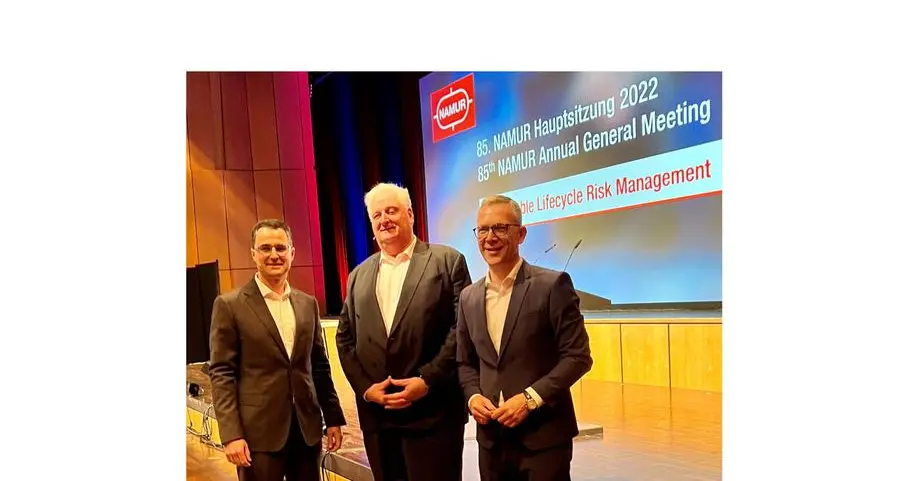 مجموعة \"هيما\" تودّع بيتر سيبر إيذاناً بتقاعده وتُعيد مواءمة هيكلية التسويق الاستراتيجي