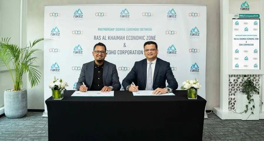 راكز تتعاون مع \"زوهو\" لتعزيز القدرات الرقمية والكفاء التشغيلية لمجتمع أعمالها