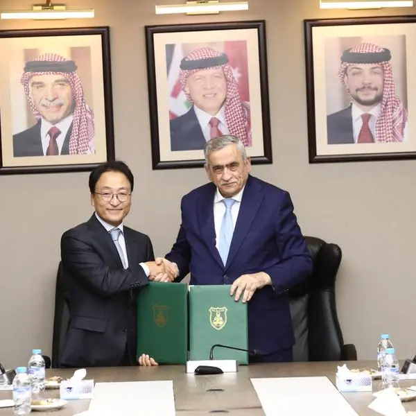 \"سامسونج إلكترونيكس المشرق العربي\" توقع مذكرة تفاهم مع الجامعة الأردنية