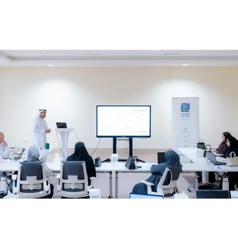 مجلس سيدات أعمال عجمان ينظم دورة بعنوان \"التمكين الريادي بالذكاء الاصطناعي\" لتنمية وتطوير المشاريع