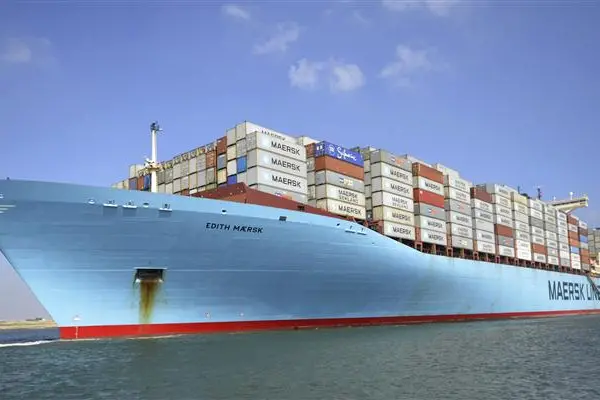 \\u0633\\u0641\\u064A\\u0646\\u0629 \\u062D\\u0627\\u0648\\u064A\\u0627\\u062A \\u062A\\u0639\\u0628\\u0631 \\u0642\\u0646\\u0627\\u0629 \\u0627\\u0644\\u0633\\u0648\\u064A\\u0633\\u060C \\u0631\\u0648\\u064A\\u062A\\u0631\\u0632 , Reuters/Stringer Egypt