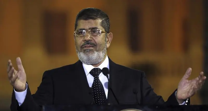 محكمة مصرية تحكم على مرسي بالسجن المؤبد لإدانته بالتخابر مع قطر