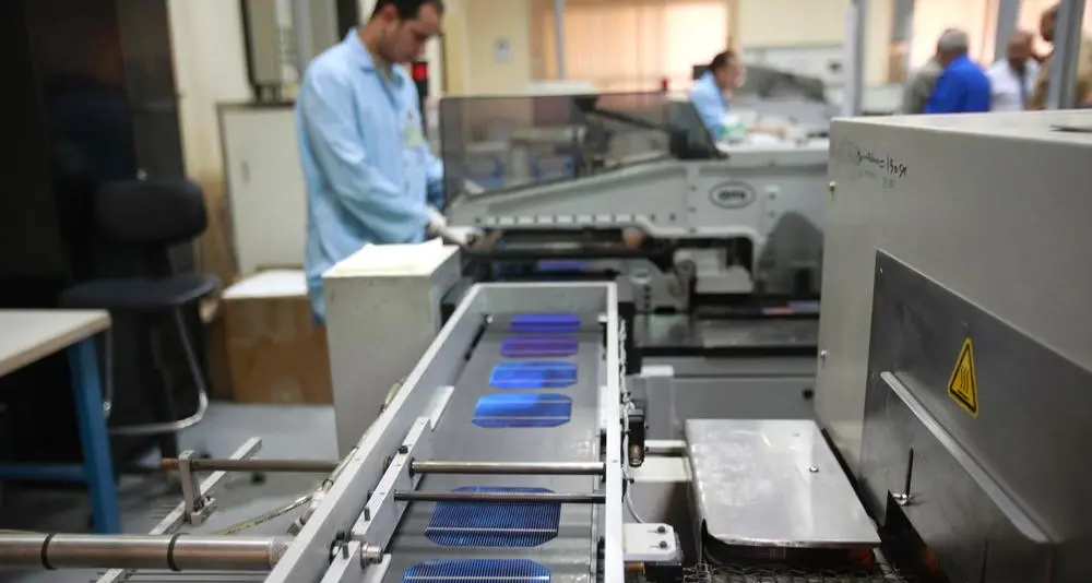 تعثر مشروعات الطاقة الشمسية في مصر يضعف ثقة المستثمرين الأجانب