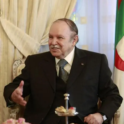 مقدمة 1-الرئيس الجزائري يعزل محافظ البنك المركزي