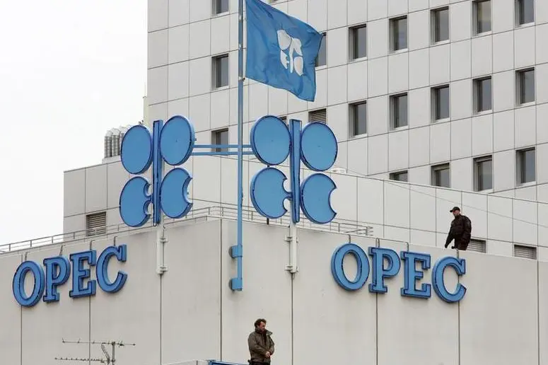 أوبك: الاتفاق على دعم سوق النفط قد يستمر لمدة عام