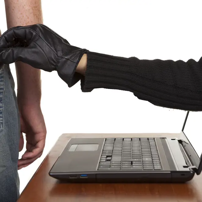 المسافرون أهداف سهلة لهجمات الجرائم الإلكترونية المالية