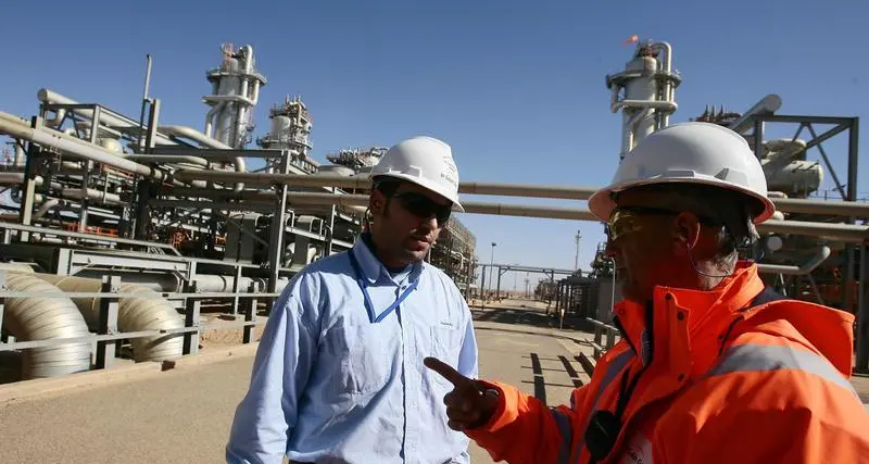 البترول: مصر اقتربت من المقياس العالمى لإنتاج البتروكيماويات