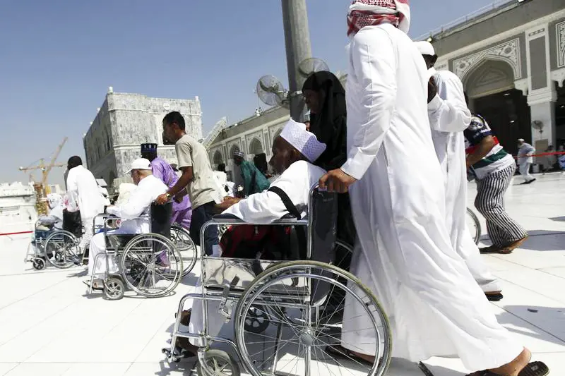 السعودية تطلب من المعتمرين سرعة إنهاء إجراءات المغادرة