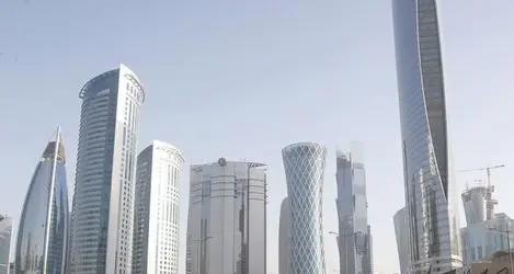 قطر تقلص صادرات المكثفات في يناير وتتوقع انخفاض سعر النفتا