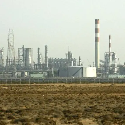 وزير الطاقة السعودي يقول سوق النفط تتجه للتوازن