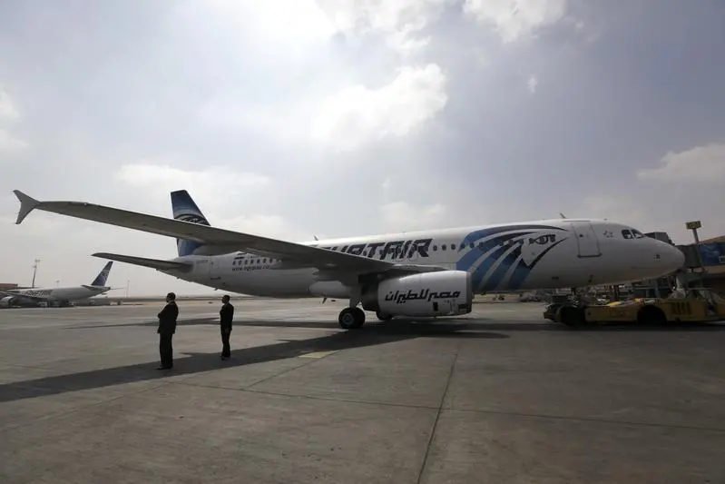 نيويورك تايمز: طائرة مصر للطيران تحطمت في الجو بعد حريق