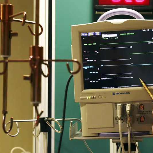 علاج 500 مريض بالقلب بتقنية القسطرة الكهربائية في مستشفى العين