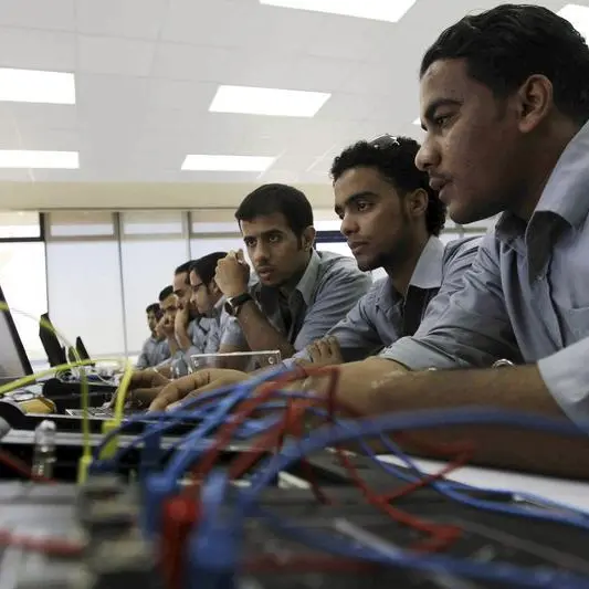 طرح 6 برامج تدريبية للشباب السعودي في مجال الطاقة