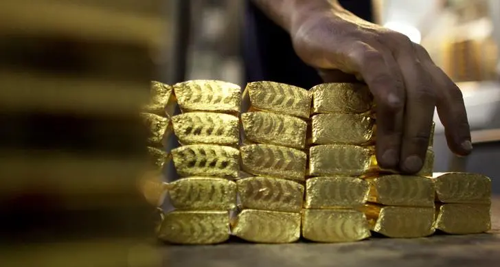الذهب يسجل أول هبوط أسبوعي في 7 أسابيع