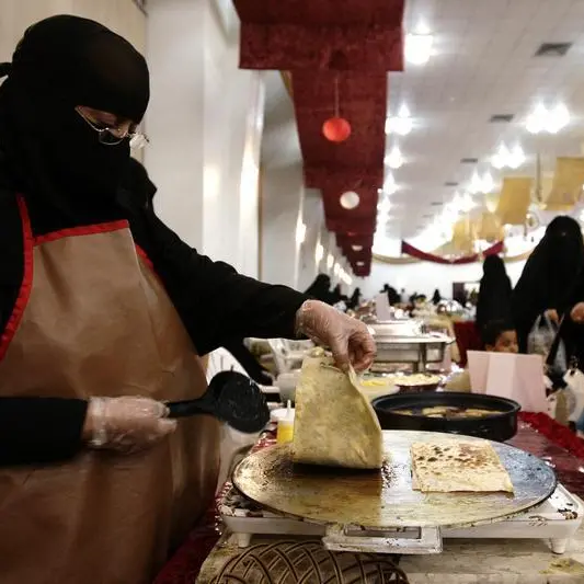 سعوديات يقتحمن العمل بمجال «الكافيهات»