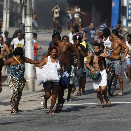 اشتباكات مسلحة بأحد أحياء ريو دى جانيرو قبل بدء دورة الألعاب الأولمبية