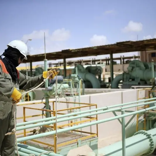 مسؤول: تعليق إنتاج النفط في حقل السرير الليبي بسبب احتجاج بميناء الحريقة