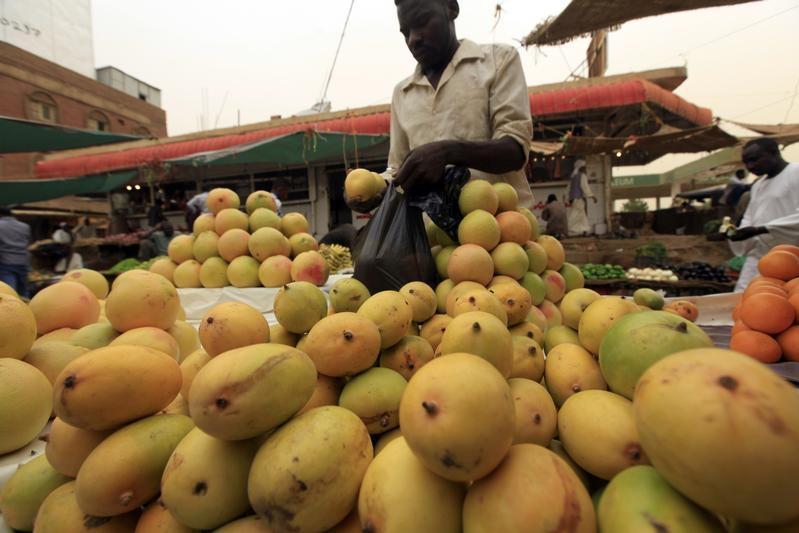 Pakistani store's mango delivery service drives sales in