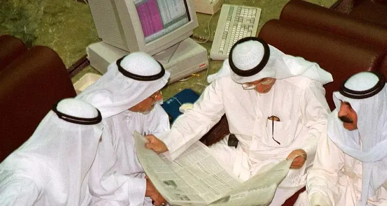 محللون: إصلاح اقتصاد الكويت يحتاج لما هو أبعد من رفع أسعار البنزين